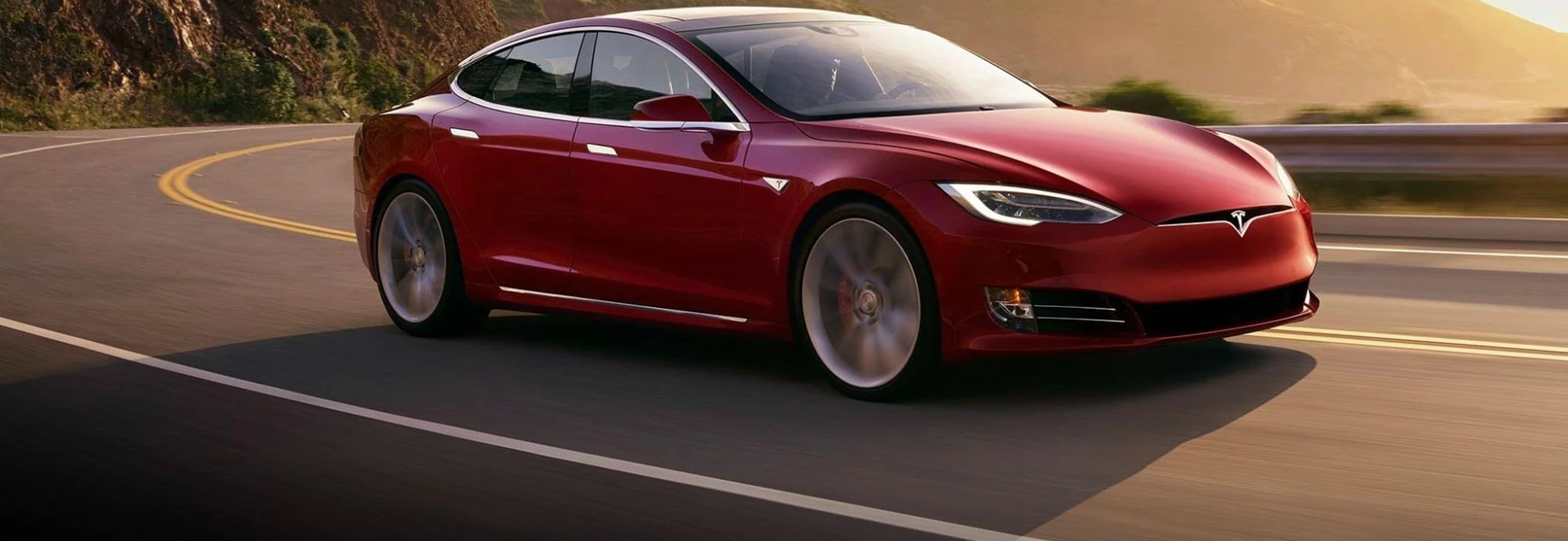 Investigation Reveals Tesla Driver Ignored Several Warnings before Fatal Crash in Florida 